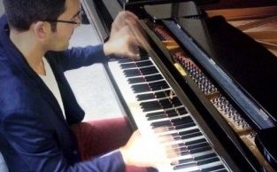 Romain Guilhem, pianiste professionnel, professeur de piano à Grasse, Istre, Nice, ancien élève du Centre Musical