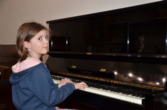 Les élèves étaient chez eux, mais ont continué d'apprendre la musique grâce au Centre Musical de Narbonne
